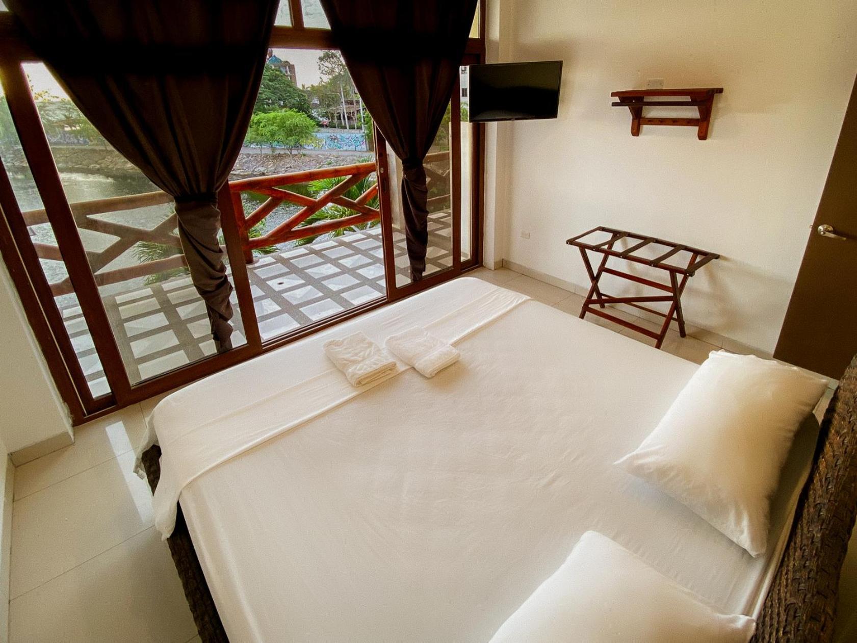 Hotel Sol Y Playa 몬따니따 외부 사진